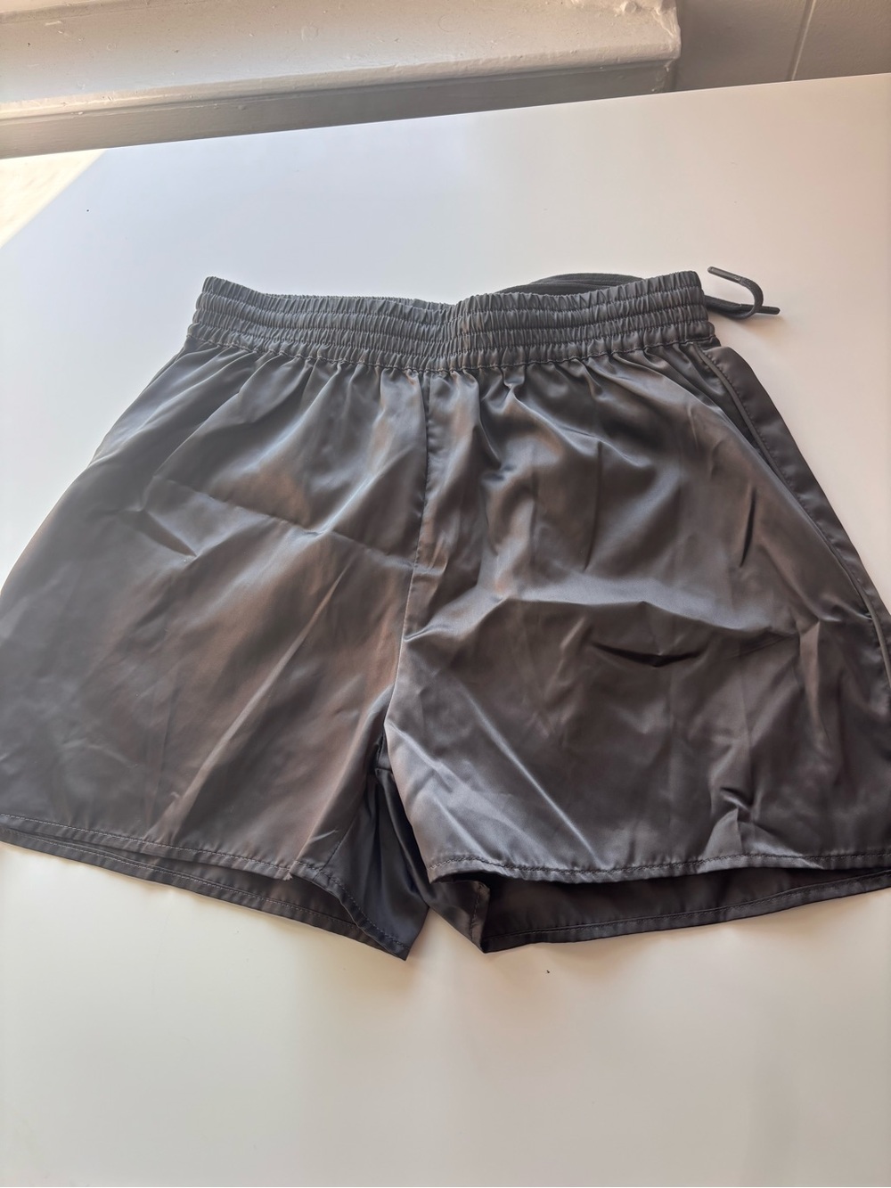 NWT skims utility sport shorts in gunmetal size XS